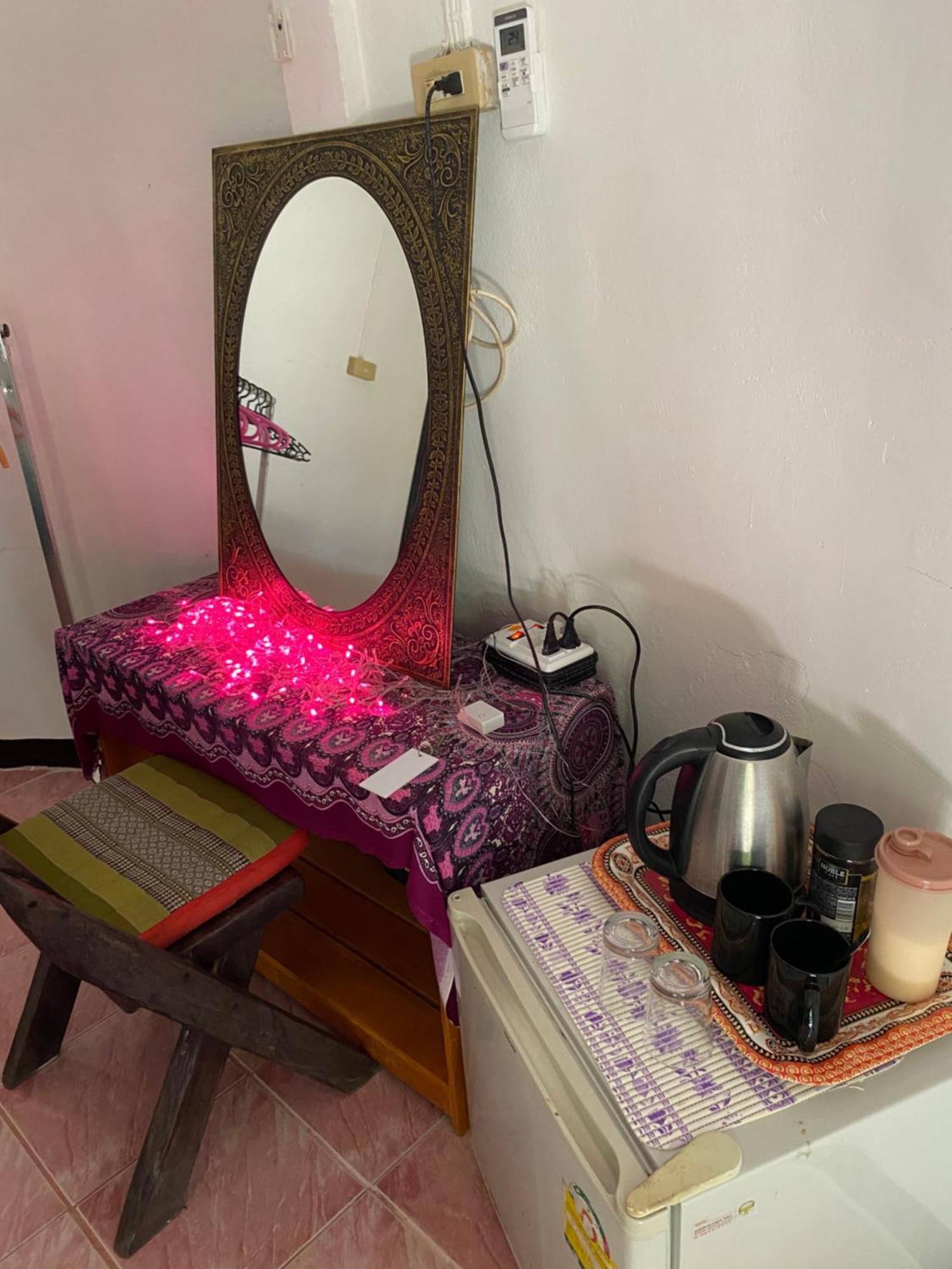 Hutofhappiness Apartment Thongsala Ngoại thất bức ảnh